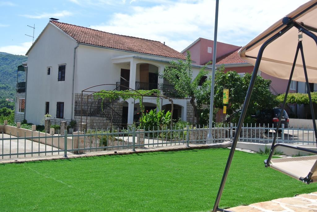 Apartments Priko Stari Grad  Ngoại thất bức ảnh