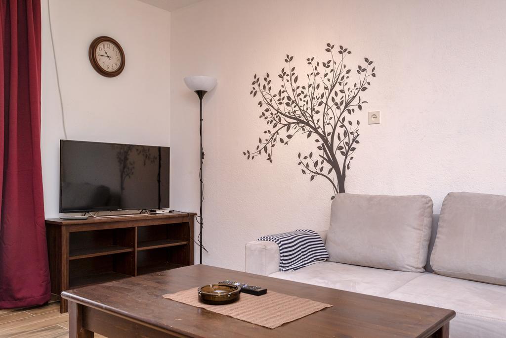 Apartments Priko Stari Grad  Ngoại thất bức ảnh