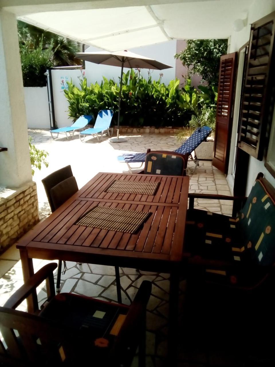 Apartments Priko Stari Grad  Ngoại thất bức ảnh