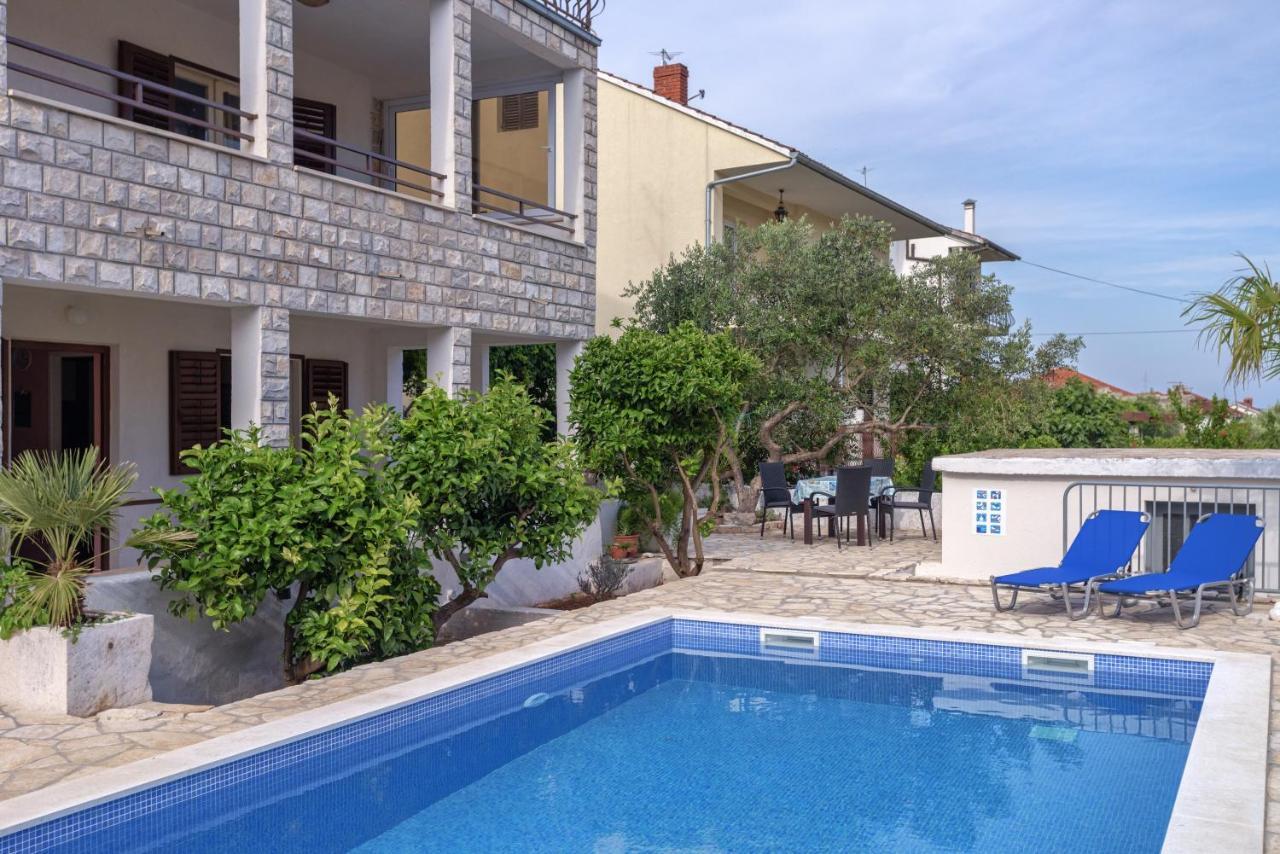 Apartments Priko Stari Grad  Ngoại thất bức ảnh